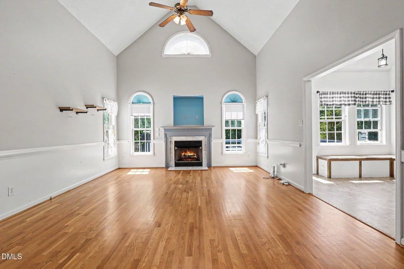 171 Churchill Downs Dr, Clayton, NC 27520