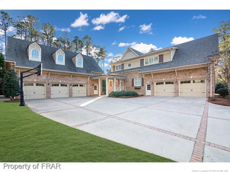 171 Ellerslie Dr, Fayetteville, NC 28303