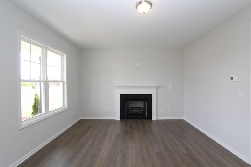 171 Olde Place Dr, Zebulon, NC 27597