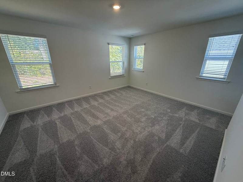 171 Parker Ln, Mebane, NC 27302
