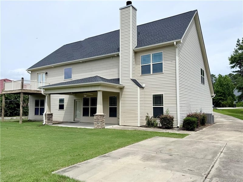 171 Southbrook Ln, Sanford, NC 27332