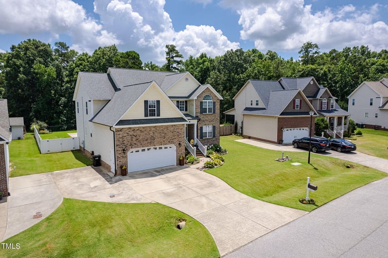 171 Winding Oak Way, Clayton, NC 27520