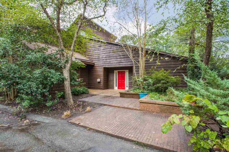 1710 Kendall Dr, Durham, NC 27703