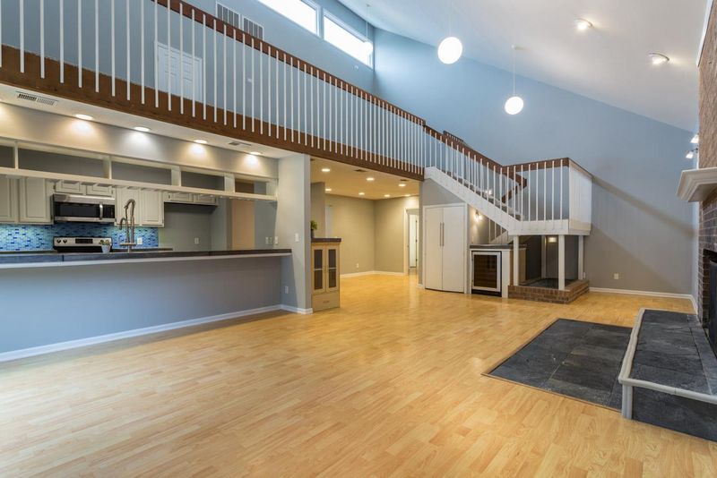 1710 Kendall Dr, Durham, NC 27703