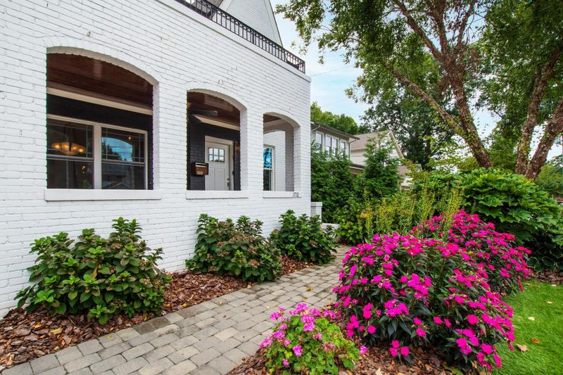1710 Scales St, Raleigh, NC 27608