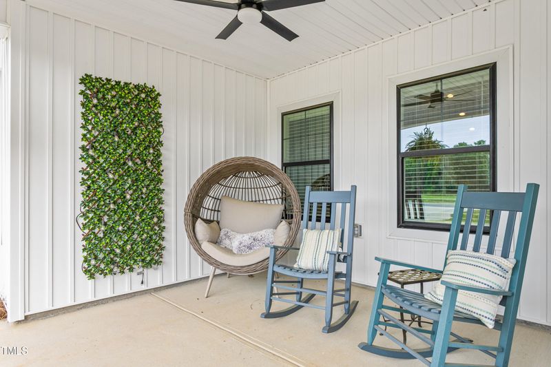 1711 Memory Ln, Burlington, NC 27217