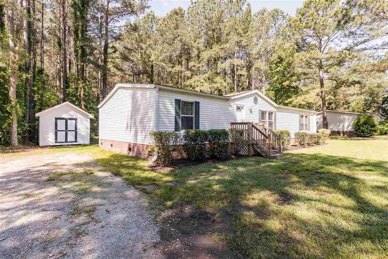 1711 Rock Pillar Rd, Clayton, NC 27520
