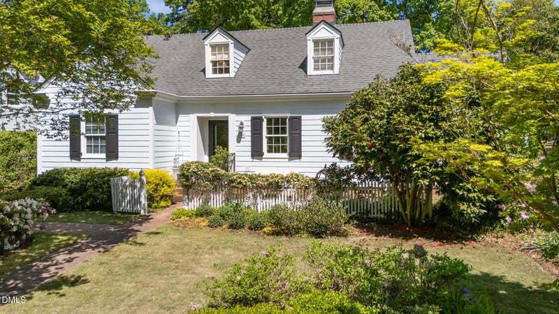 1712 Arlington St, Raleigh, NC 27608