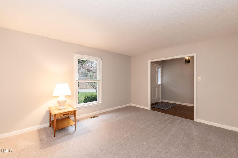 1712 Glasgow St, Durham, NC 27705