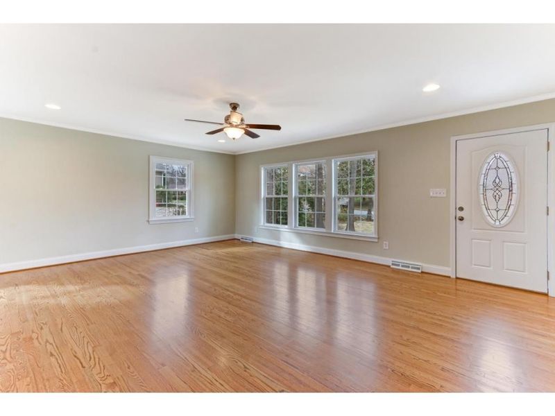 1712 Hawthorne, Burlington, NC 27215