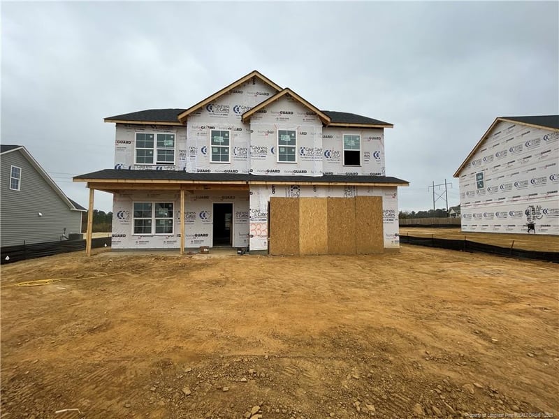 1712 Man O War Dr, Hope Mills, NC 28348