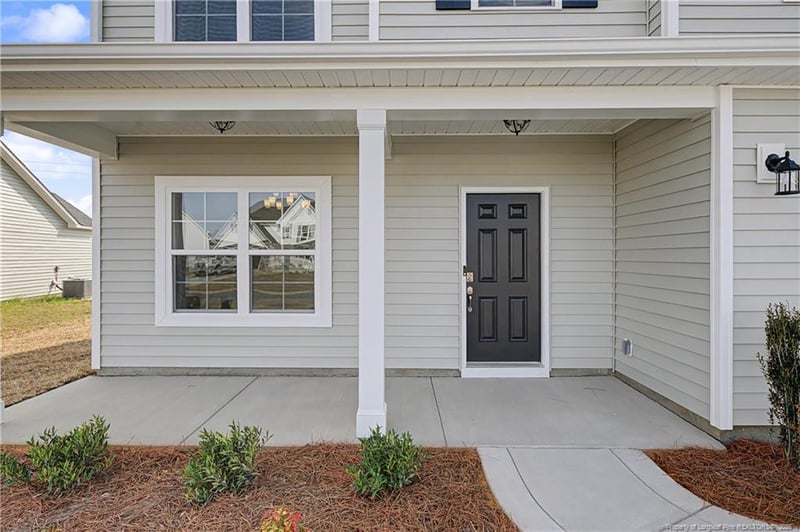 1712 Man O War Dr, Hope Mills, NC 28348