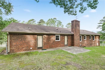 1712 Valley Ridge Dr, Fayetteville, NC 28303