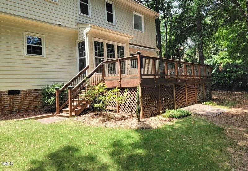 1713 Burnley Dr, Cary, NC 27511