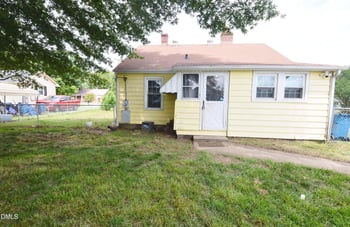 1713 Lower Hopedale Rd, Burlington, NC 27217