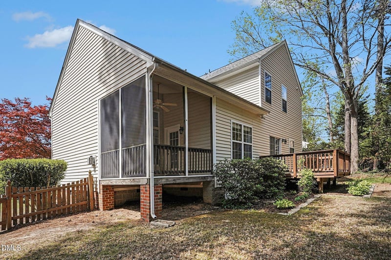 1713 Magnolia Oak Pl, Durham, NC 27703