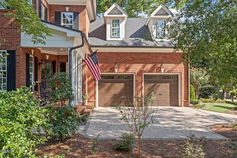 1713 Oberlin Rd, Raleigh, NC 27608