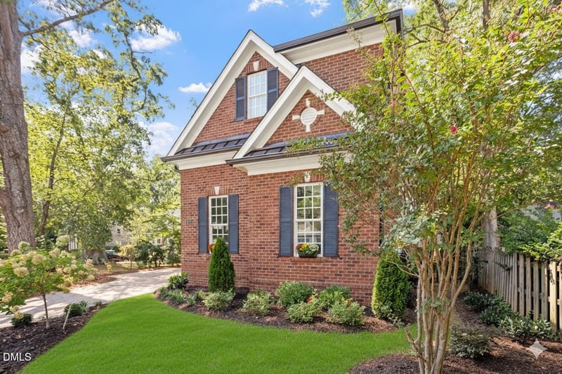 1713 Oberlin Rd, Raleigh, NC 27608