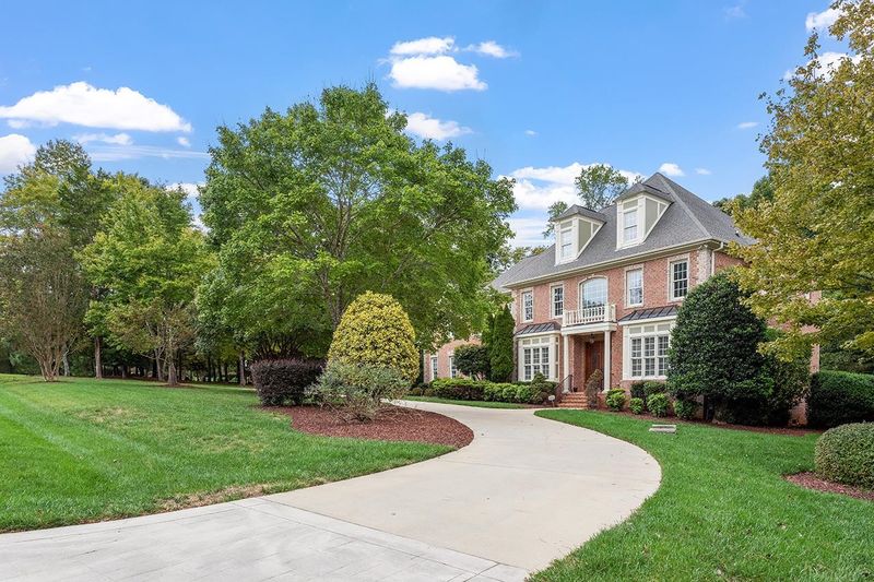 1713 Sharnbrook Ct, Raleigh, NC 27614