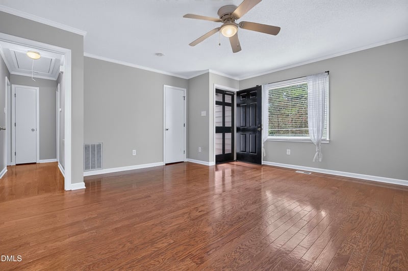 1713 Valley Rn, Durham, NC 27707