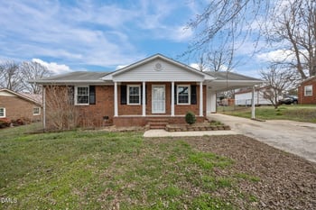 1714 Fairview St, Burlington, NC 27215