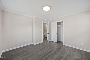 1714 Fairview St, Burlington, NC 27215