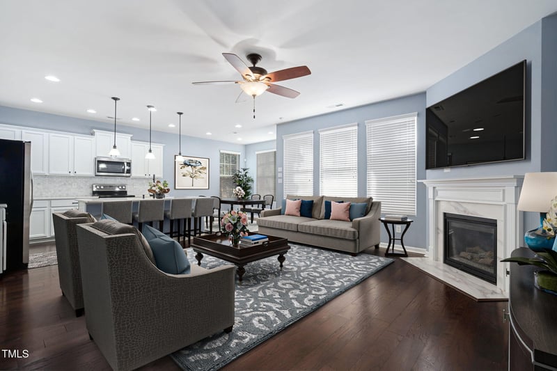 1714 Woodsdale Dr, Durham, NC 27703