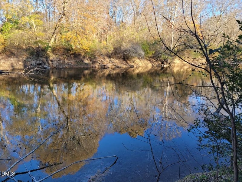 1715 Fire Depart Rd, Clayton, NC 27527