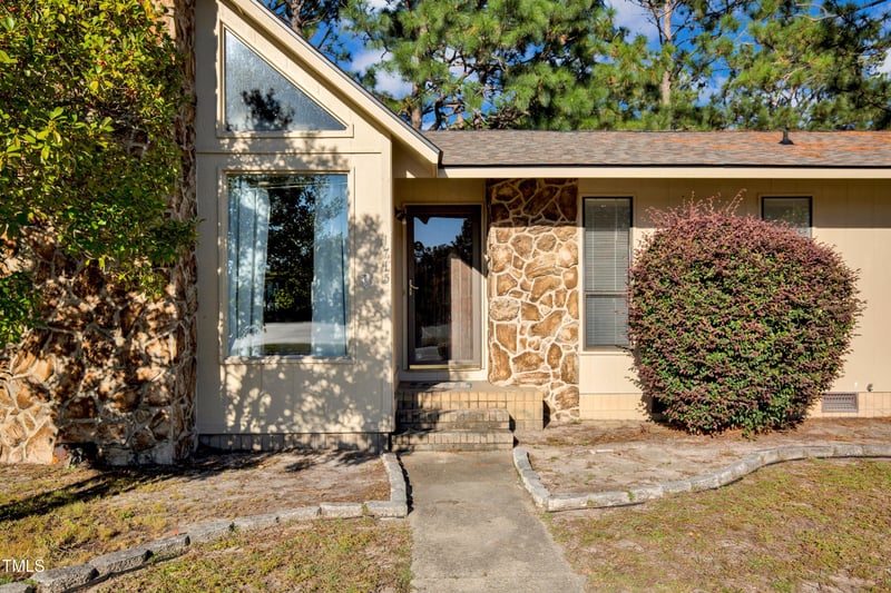 1715 Purdue Dr, Fayetteville, NC 28304
