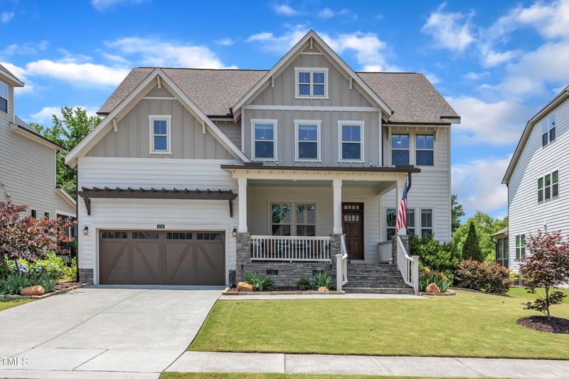 1716 Aberdour Dr, Apex, NC 27502