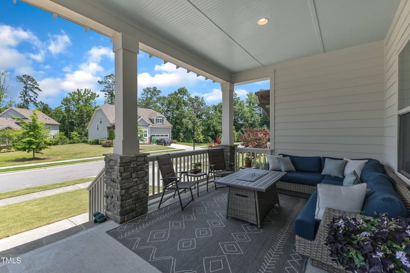 1716 Aberdour Dr, Apex, NC 27502