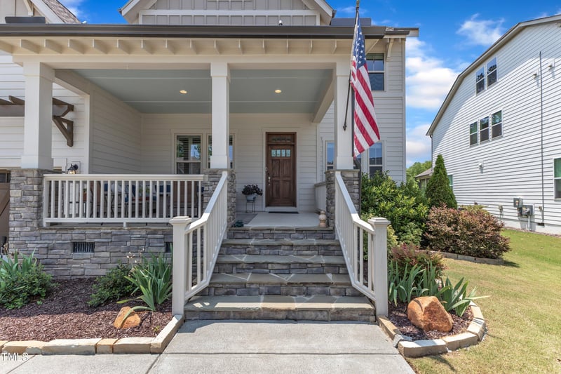 1716 Aberdour Dr, Apex, NC 27502