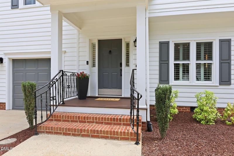 1716 Farmington Grove Dr, Raleigh, NC 27614