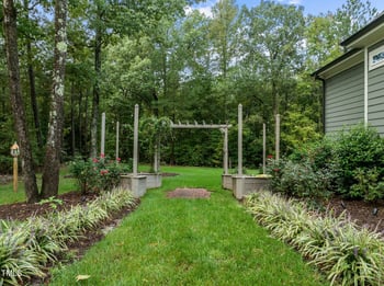 1716 River Bend Ln, Raleigh, NC 27610