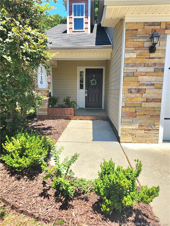 1716 Rock Creek Ln, Fayetteville, NC 28301
