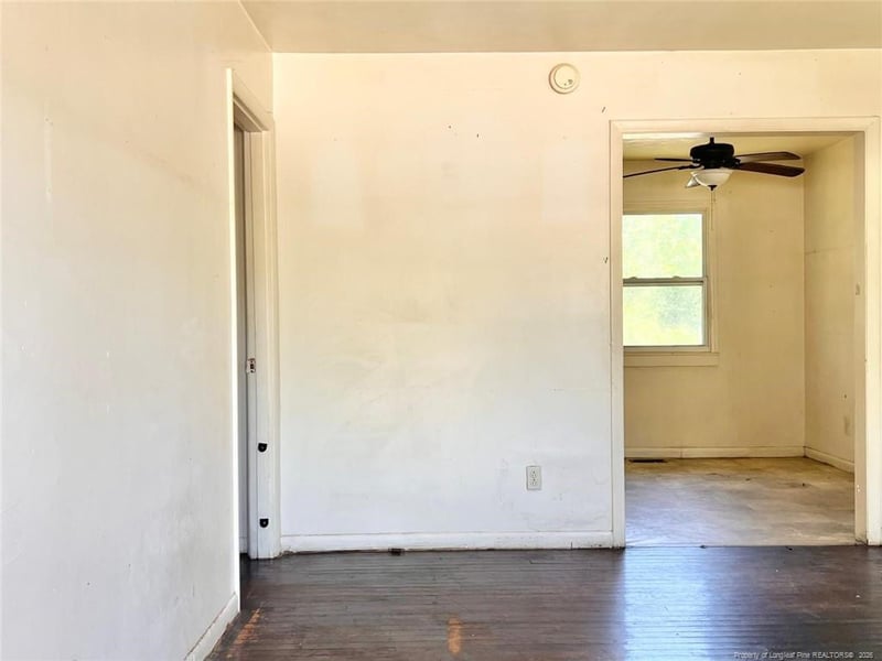 1716 Shaw Rd, Fayetteville, NC 28311
