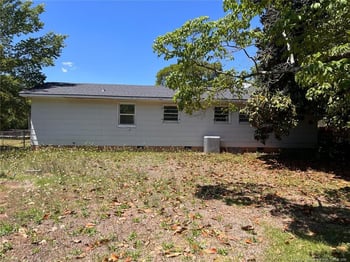 1716 Shaw Rd, Fayetteville, NC 28311