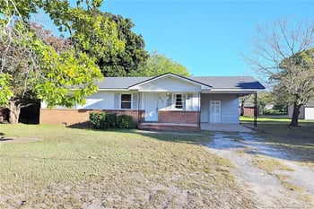 1716 Shaw Rd, Fayetteville, NC 28311