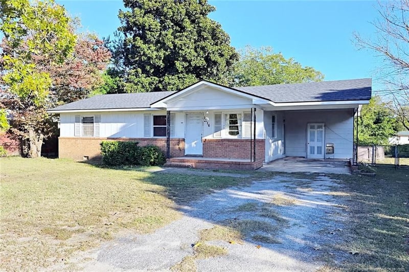 1716 Shaw Rd, Fayetteville, NC 28311