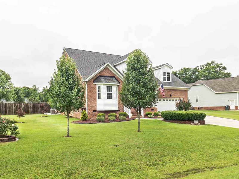 1716 Shell Cracker Dr, Willow Springs, NC 27592