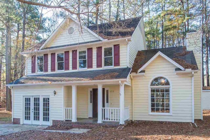 1716 Tilbrook Ct, Raleigh, NC 27610