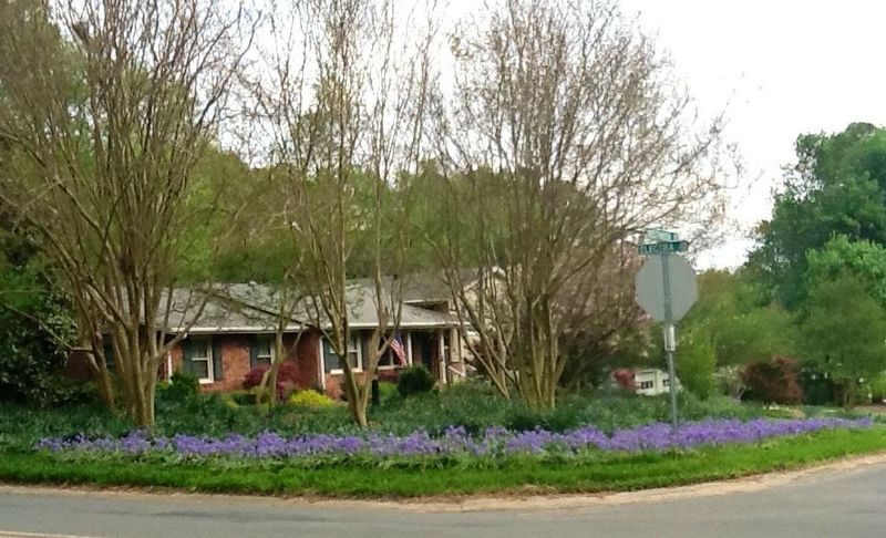 1716 Westhaven Dr, Raleigh, NC 27607