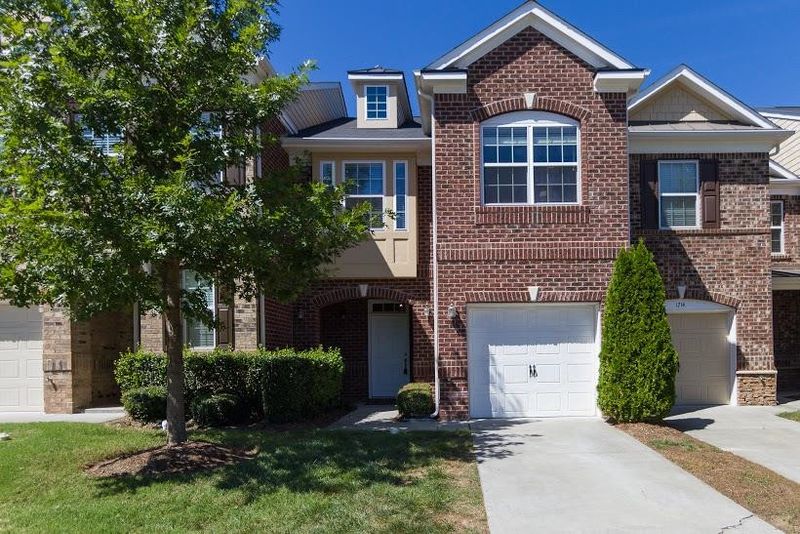 1716 Whirlaway Ct, Cary, NC 27519