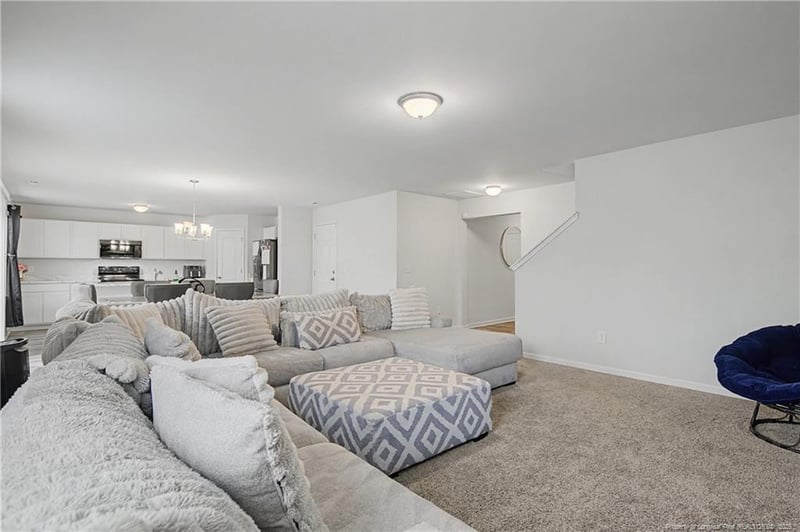 1717 Ennismore Rd, Hope Mills, NC 28348