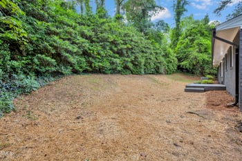 1717 Mcgougan Rd, Fayetteville, NC 28303