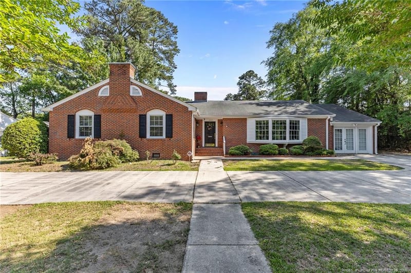 1717 Raeford Rd, Fayetteville, NC 28305