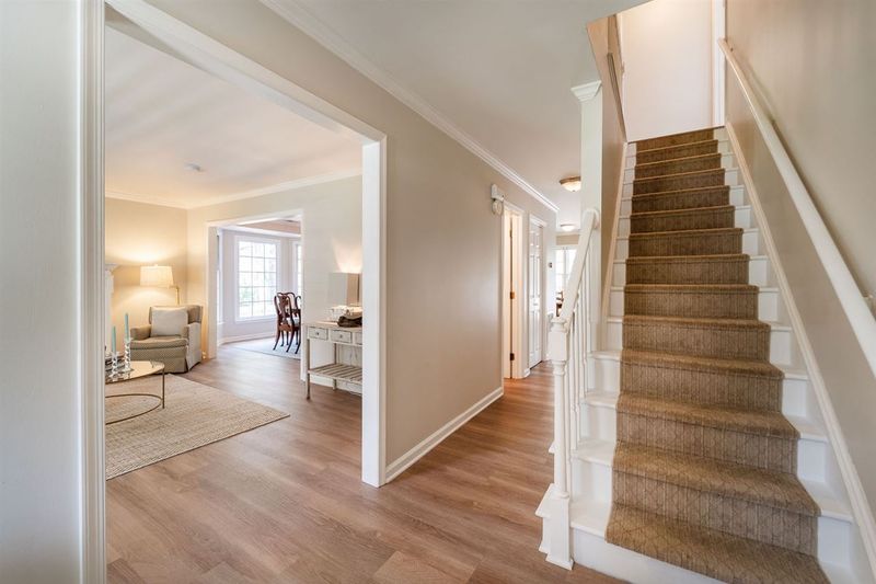 1717 Tealwood Pl, Raleigh, NC 27615