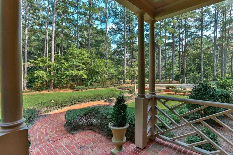 1717 Windmill Dr, Sanford, NC 27330