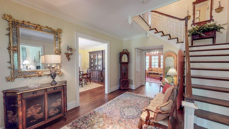 1717 Windmill Dr, Sanford, NC 27330