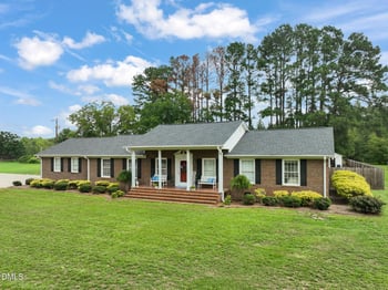 1718 Aman Dairy Rd, Dunn, NC 28334